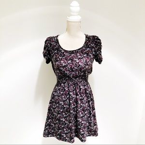 Forever 21 floral dress 💜🖤